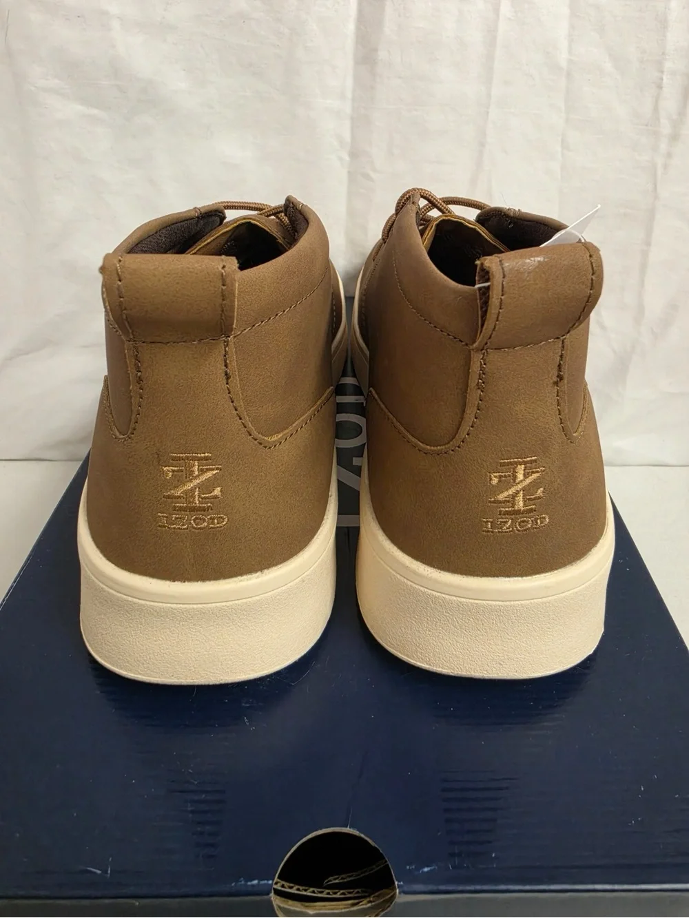 IZOD Palmer Men’s Chukka Boots Brown Size 10 Memory Foam New With Box